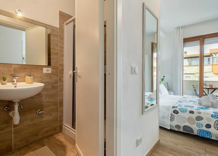 White Star Self Check-in Гостевой дом