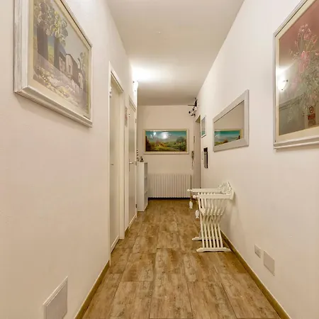 White Star Self Check-in Πανσιόν