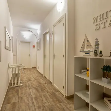 Gasthuis White Star Self Check-in Alghero