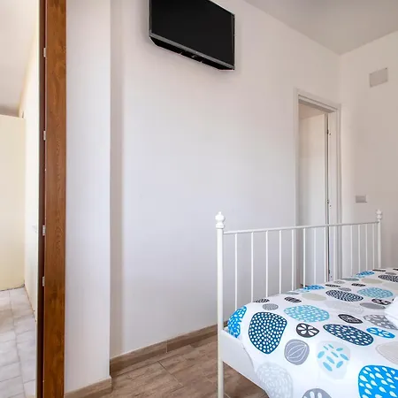 White Star Self Check-in 3*