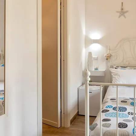 White Star Self Check-in Pensionat Alghero