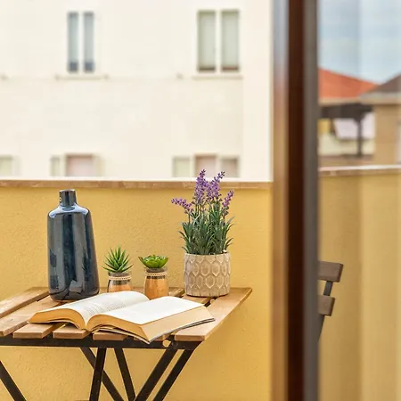 White Star Self Check-in 3*