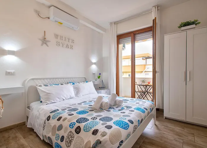 White Star Self Check-in